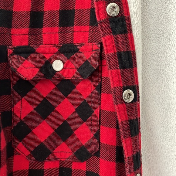 Plaid Shacket. Pearl snap buttons and fuzzy interior liner, warm, lightweight - Picture 3 of 4